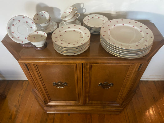 China Jacquetta Tableware Set